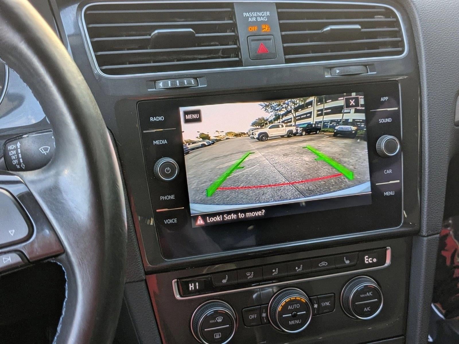 2019 Volkswagen e-Golf Base