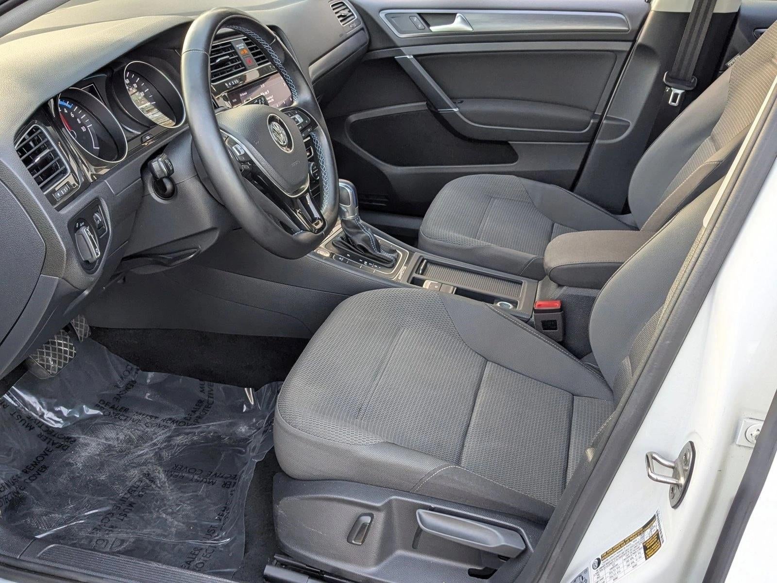 2019 Volkswagen e-Golf Base