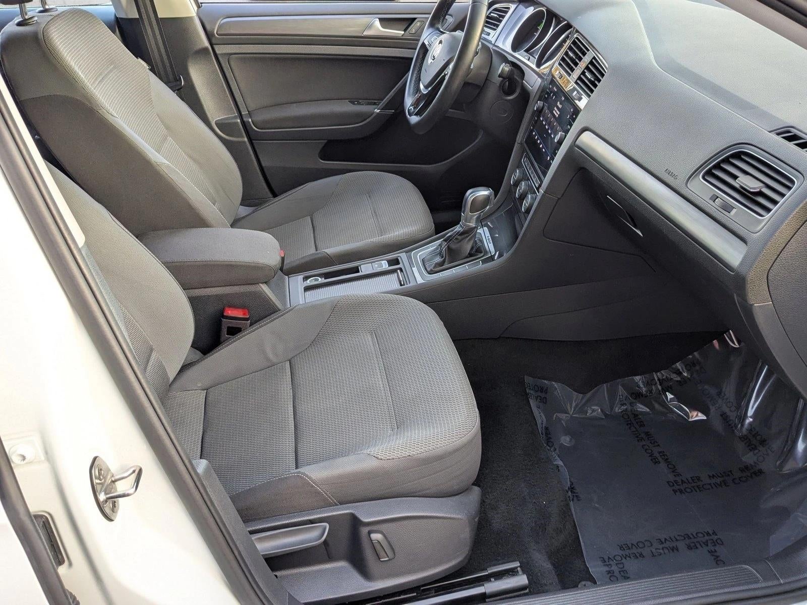 2019 Volkswagen e-Golf Base