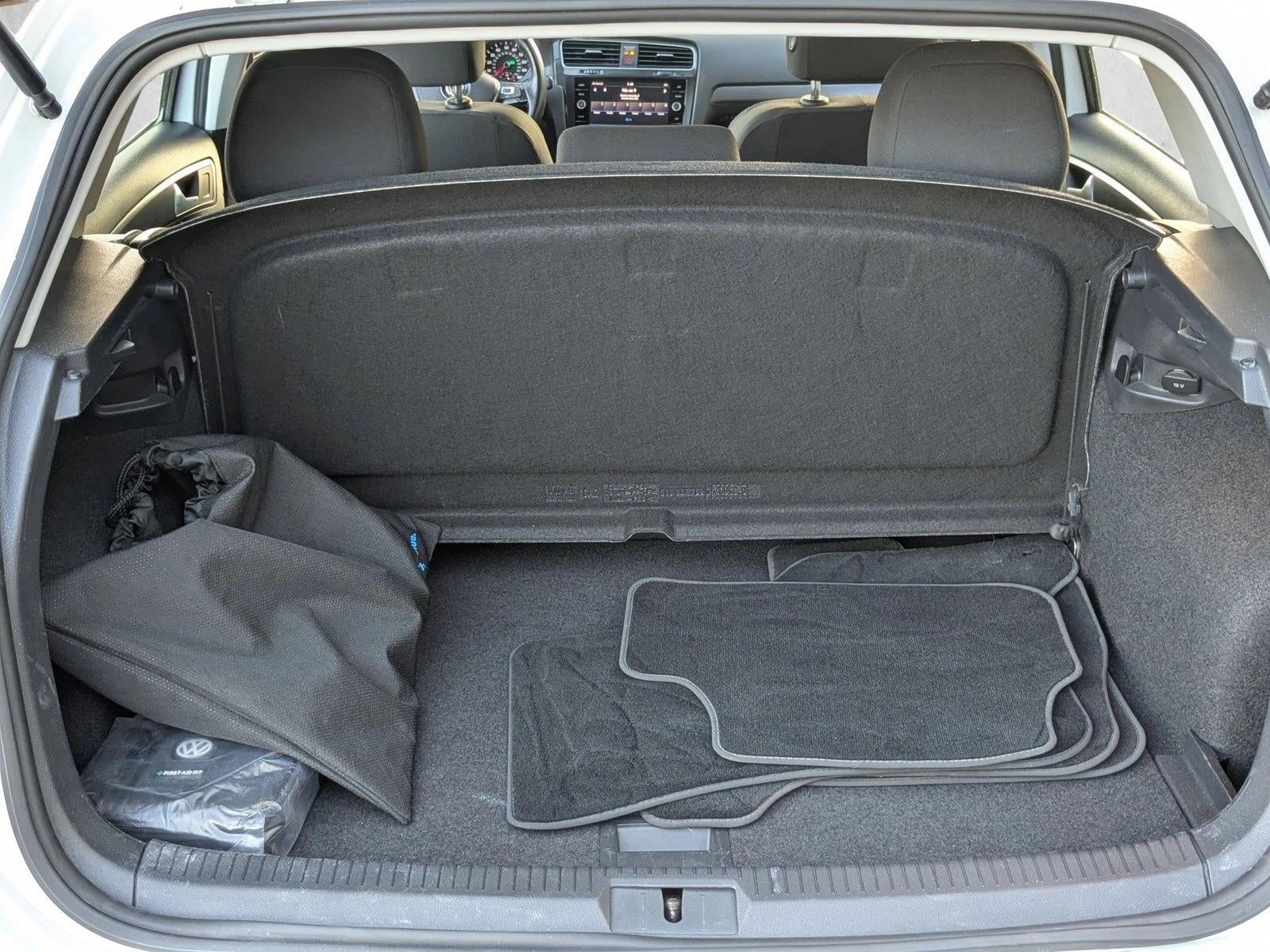 2019 Volkswagen e-Golf Base