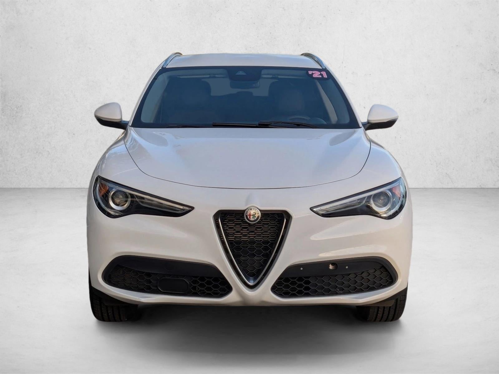 2021 Alfa Romeo Stelvio Base