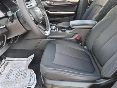 2025 Jeep Grand Cherokee L Laredo 4x4