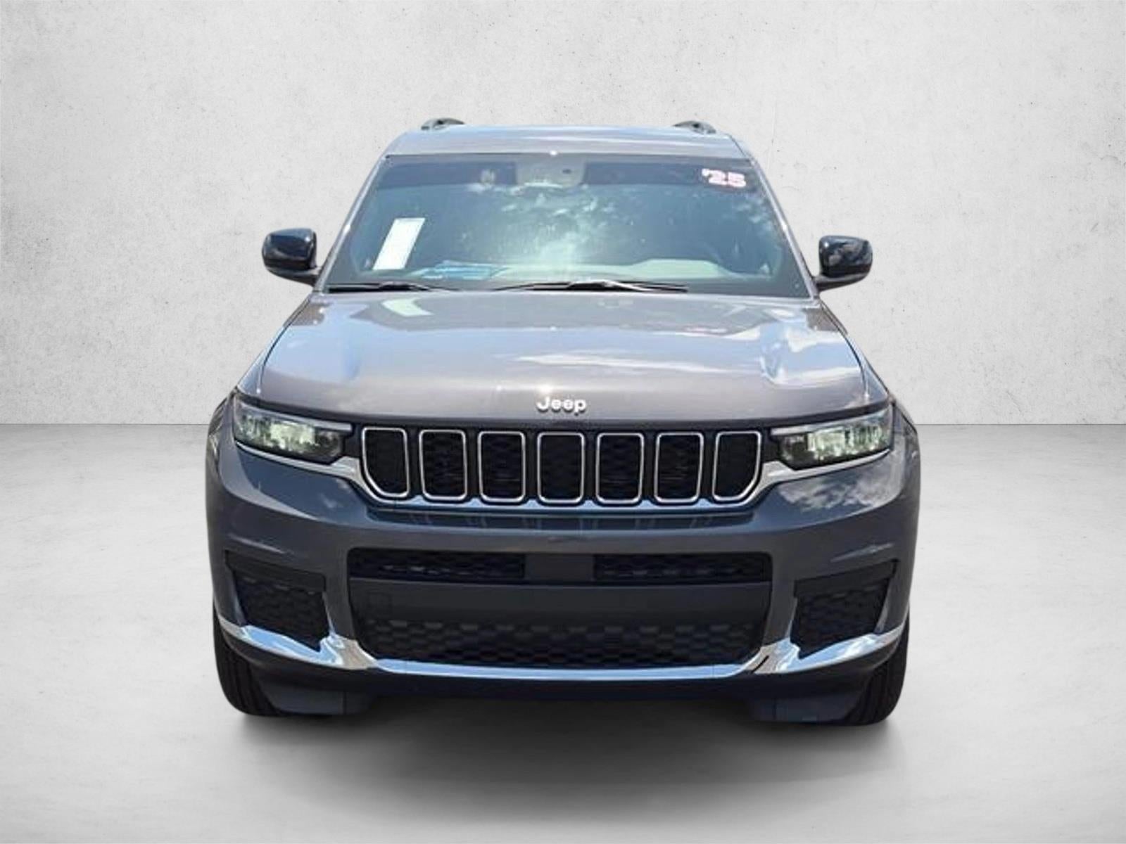 2025 Jeep Grand Cherokee L Laredo 4x4