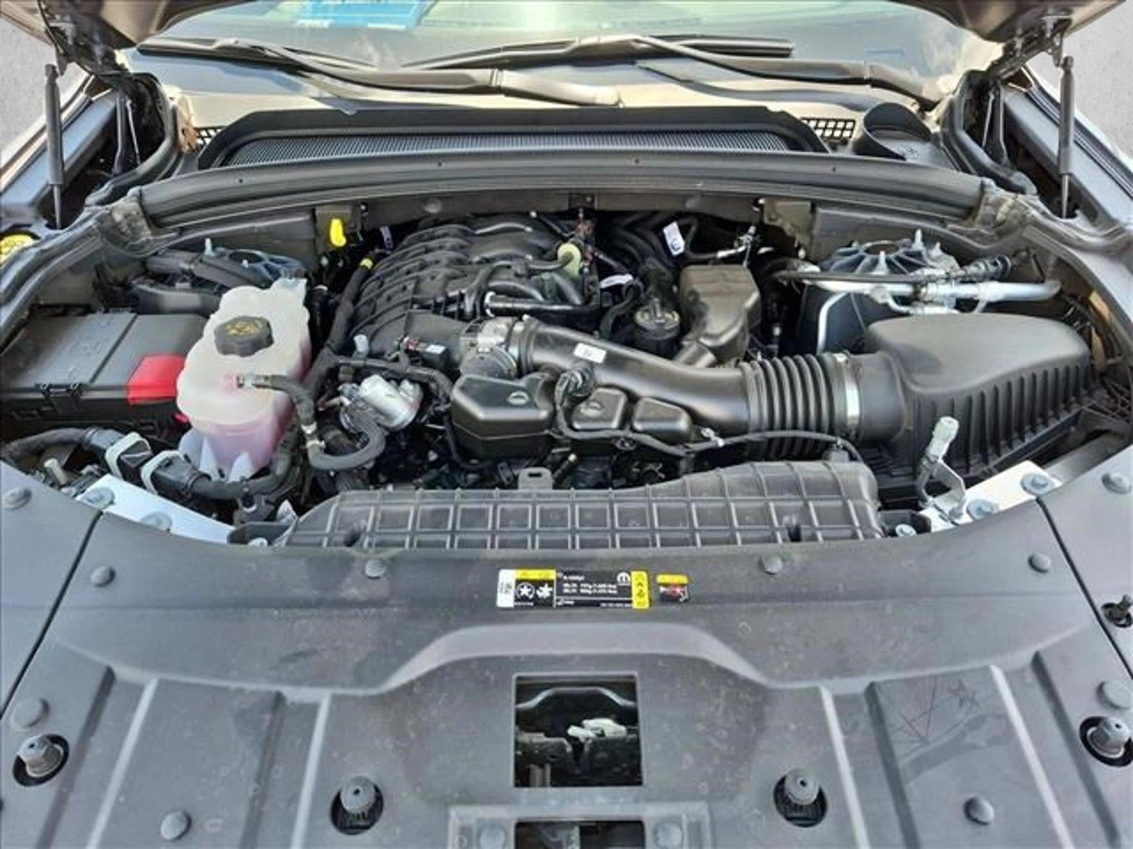 2025 Jeep Grand Cherokee L Laredo 4x4
