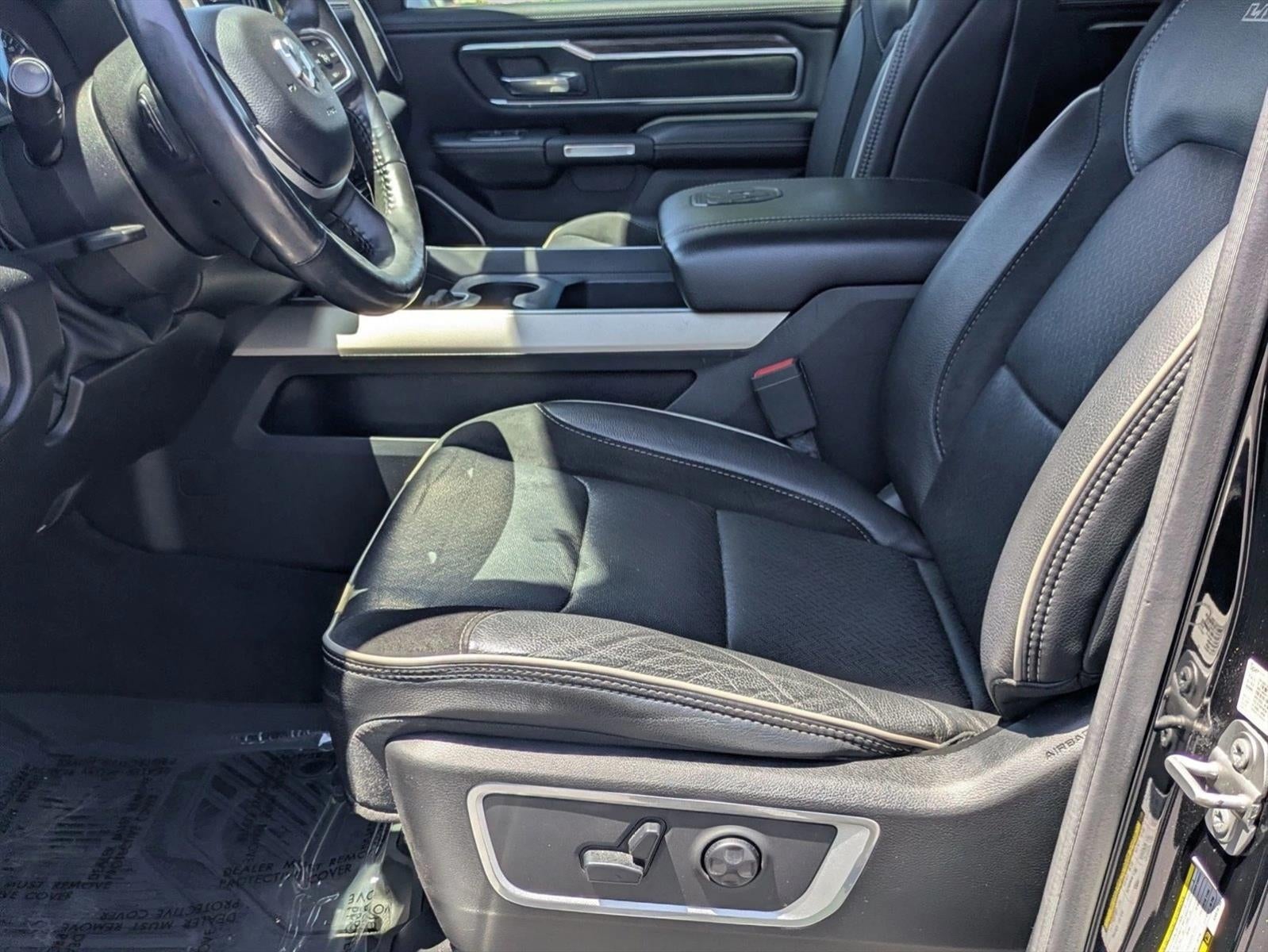 2019 RAM 1500 Laramie Crew Cab 4x2 5'7" Box