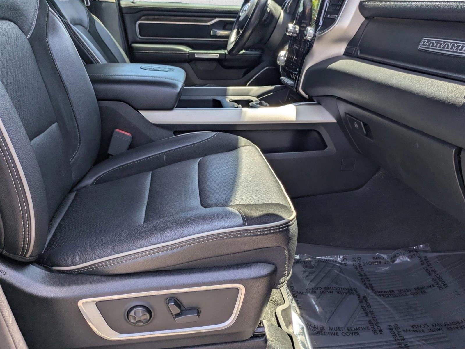 2019 RAM 1500 Laramie Crew Cab 4x2 5'7" Box