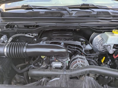 2019 RAM 1500 Laramie Crew Cab 4x2 5'7" Box