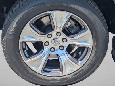 2019 RAM 1500 Laramie Crew Cab 4x2 5'7" Box