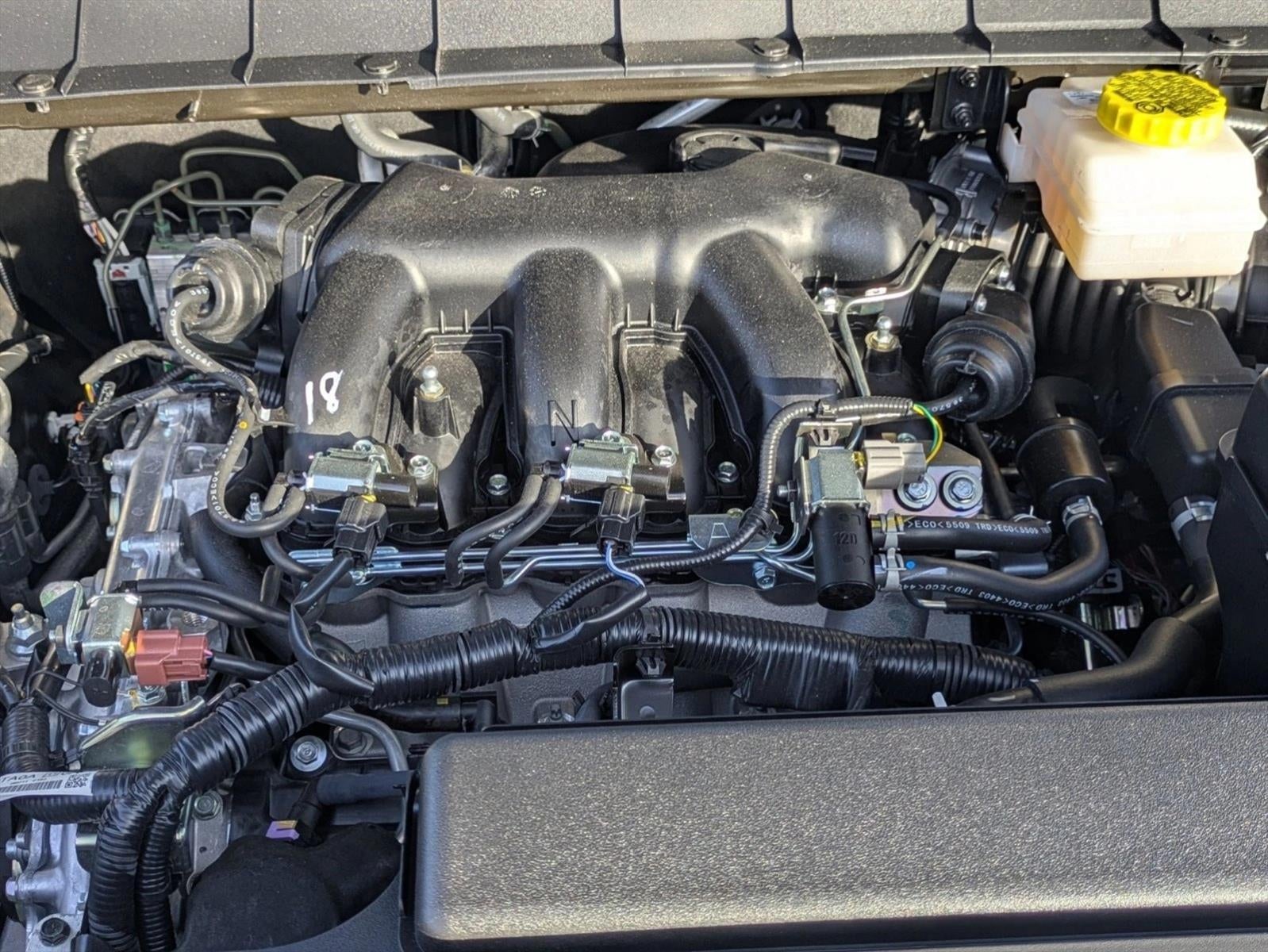 2025 Nissan Pathfinder S