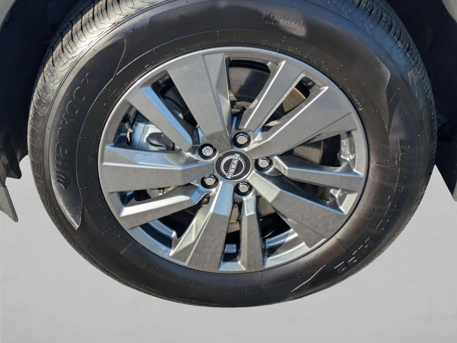 2025 Nissan Pathfinder S