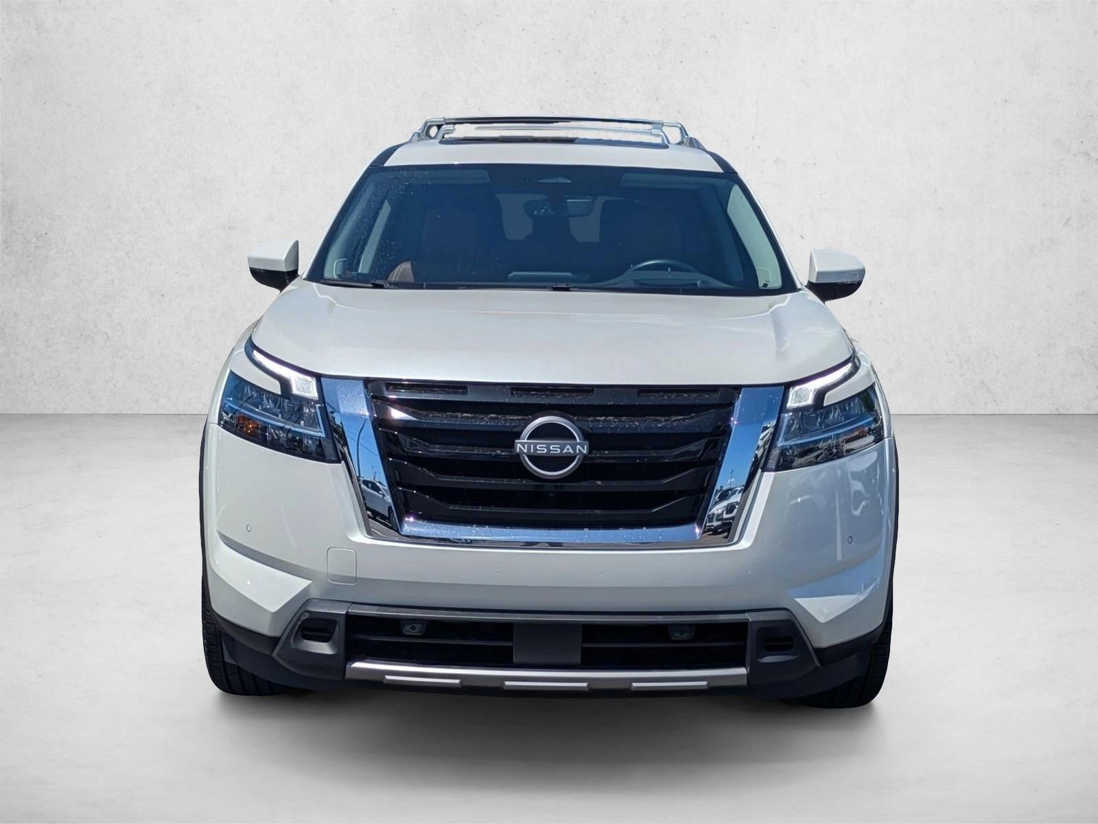 2024 Nissan Pathfinder Platinum FWD