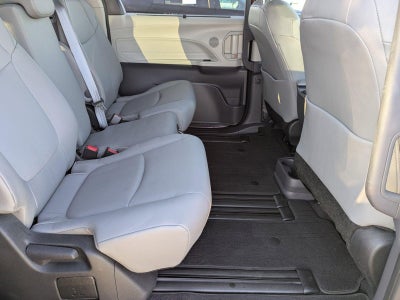 2023 Toyota Sienna XLE