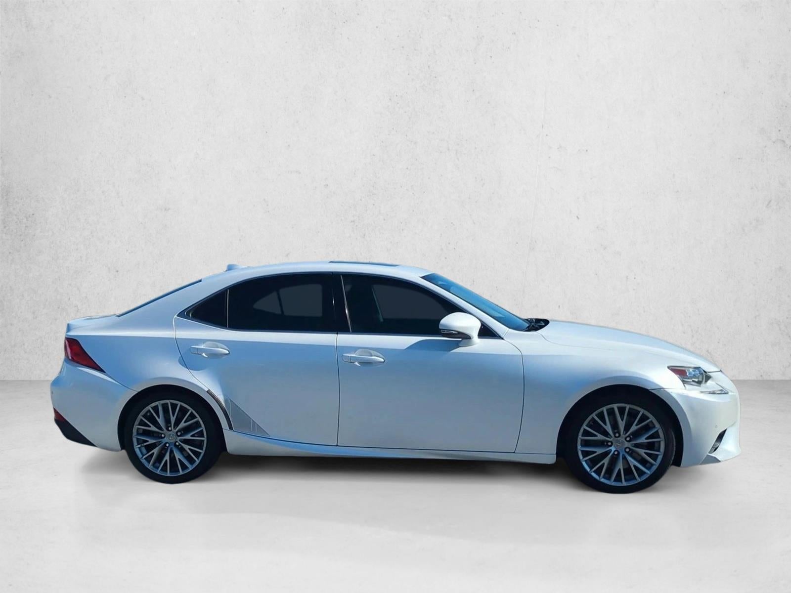 2016 Lexus IS 200t 