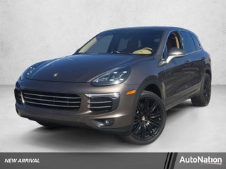 2016 Porsche Cayenne Base