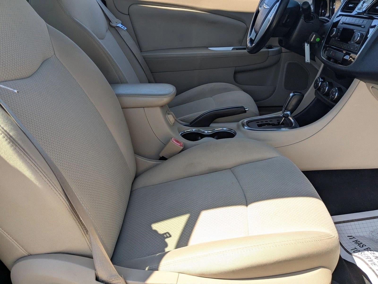 2014 Chrysler 200 Touring