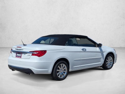 2014 Chrysler 200 Touring
