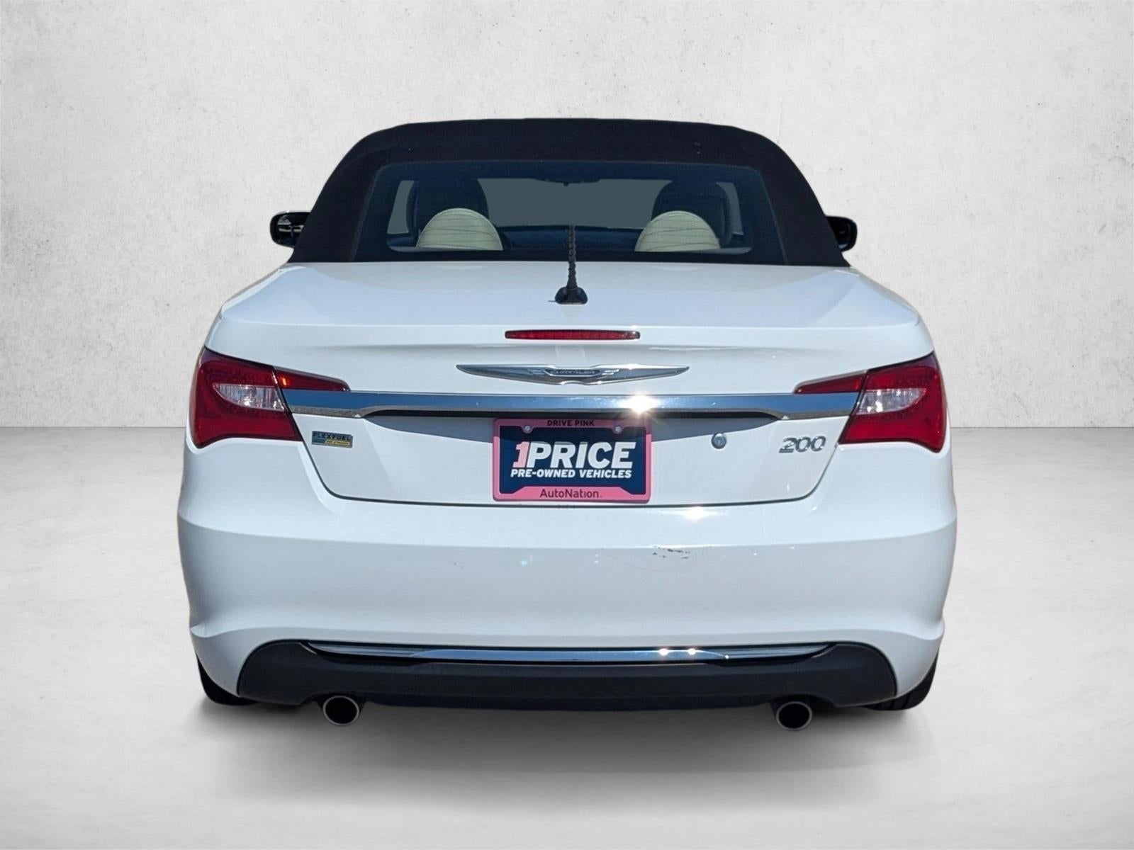 2014 Chrysler 200 Touring
