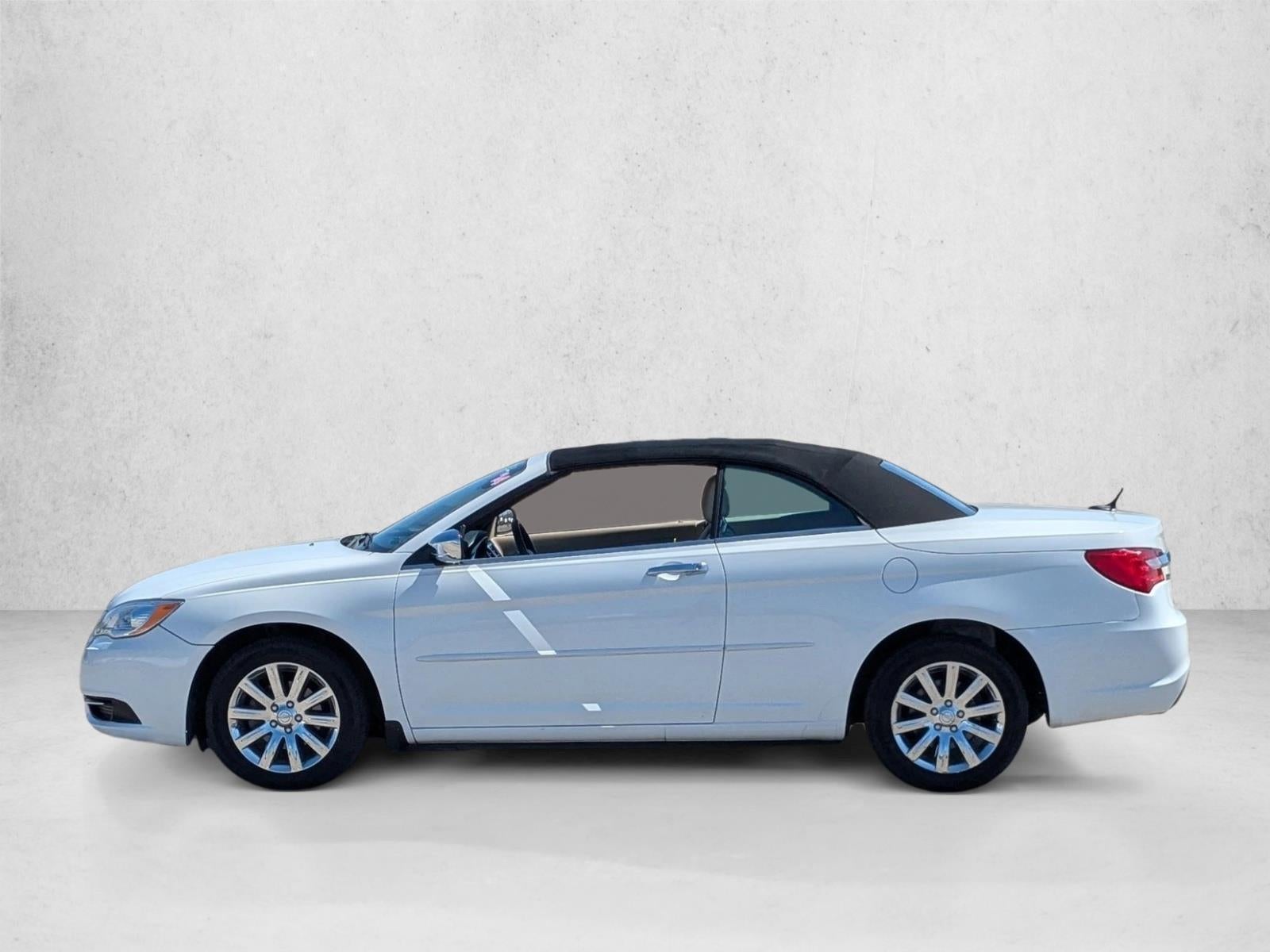 2014 Chrysler 200 Touring