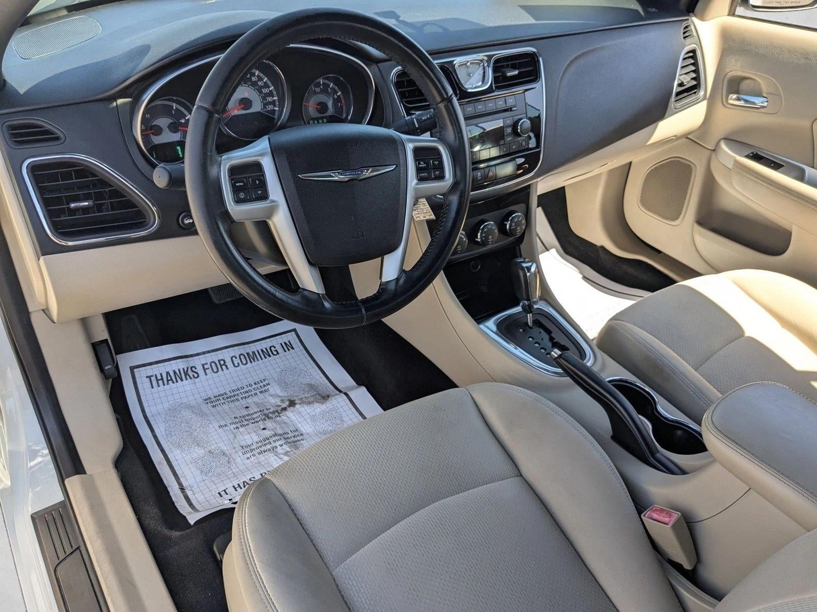 2014 Chrysler 200 Touring