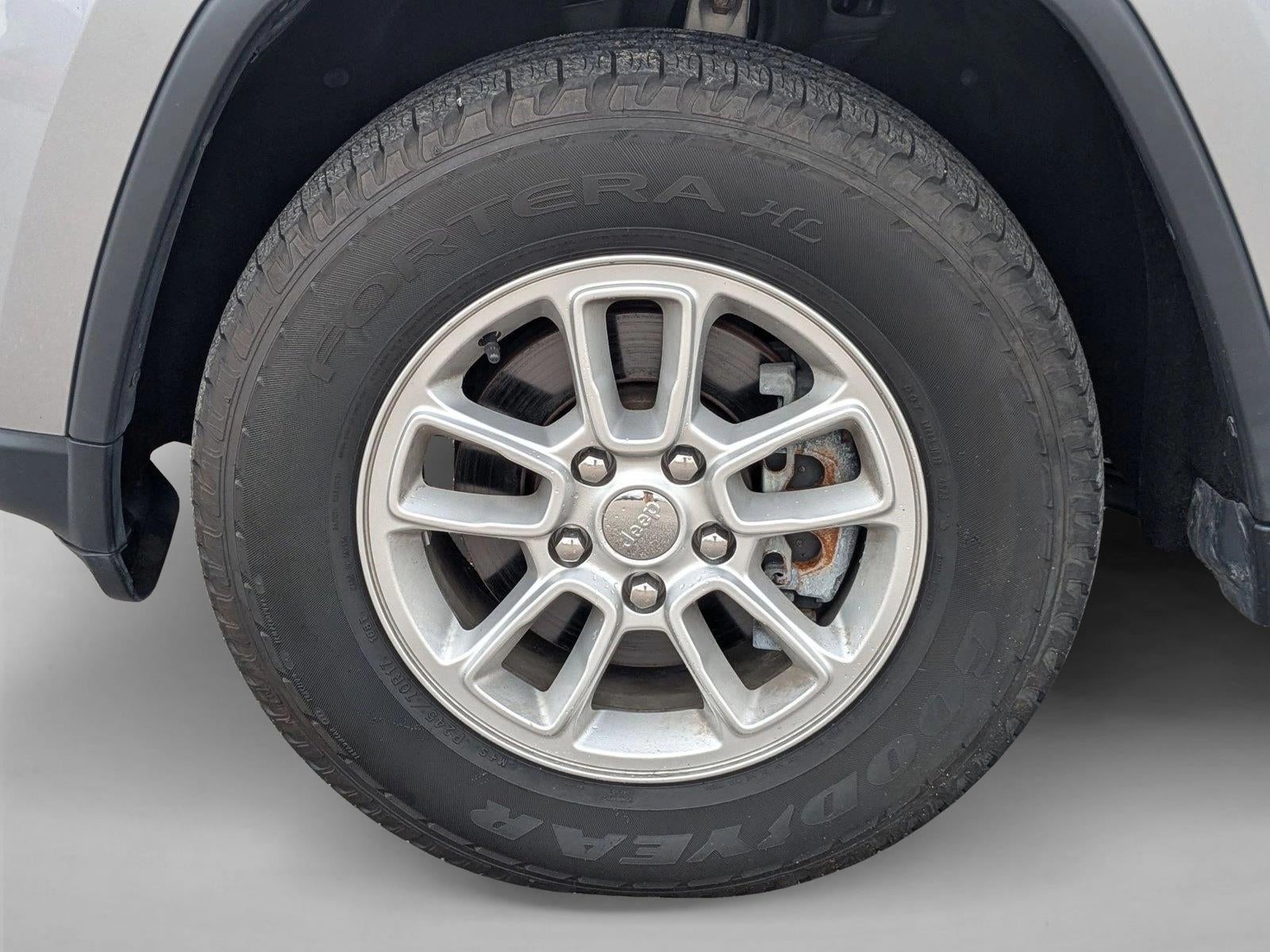 2020 Jeep Grand Cherokee Laredo E