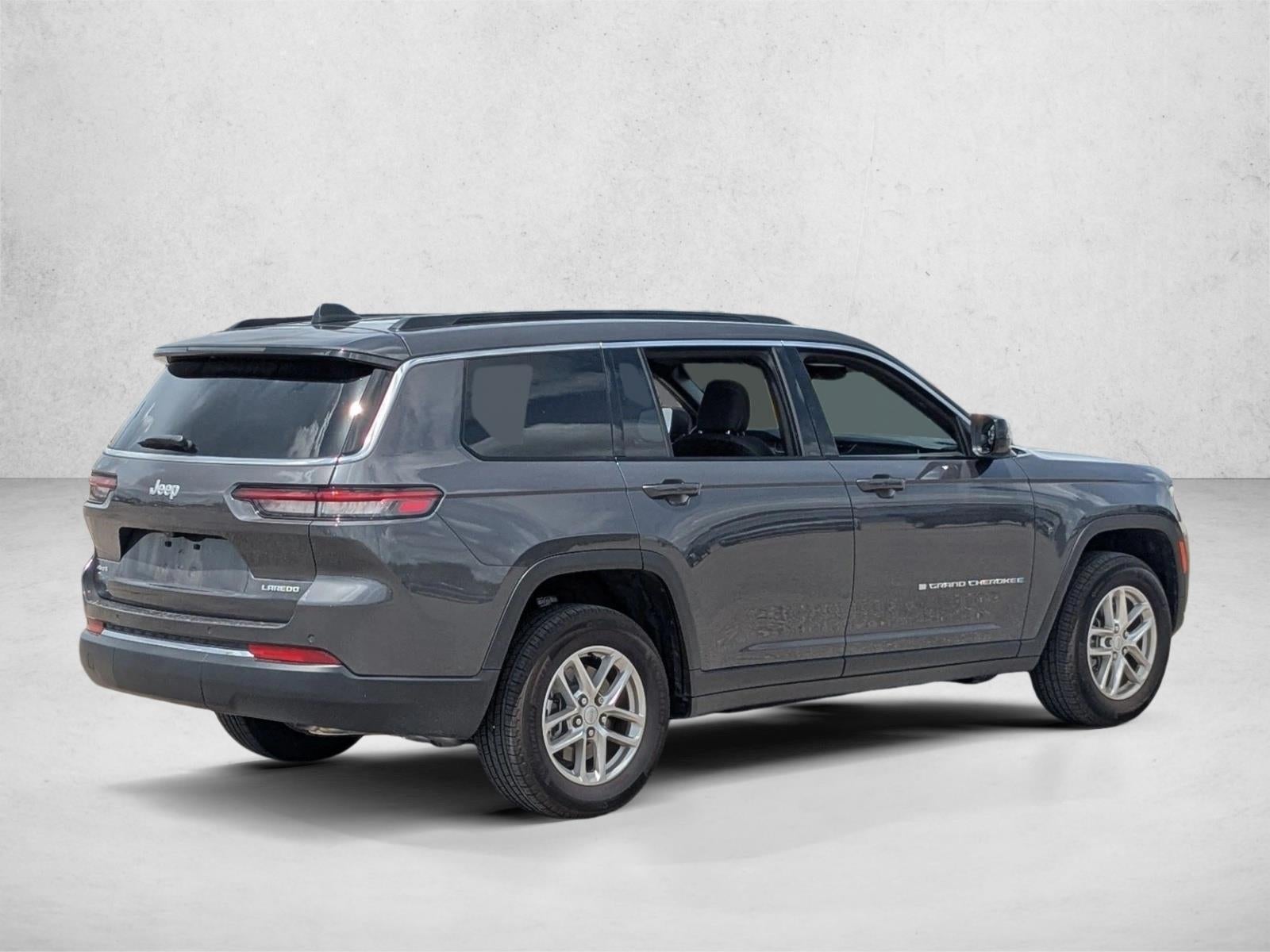 2025 Jeep Grand Cherokee L Laredo 4x4