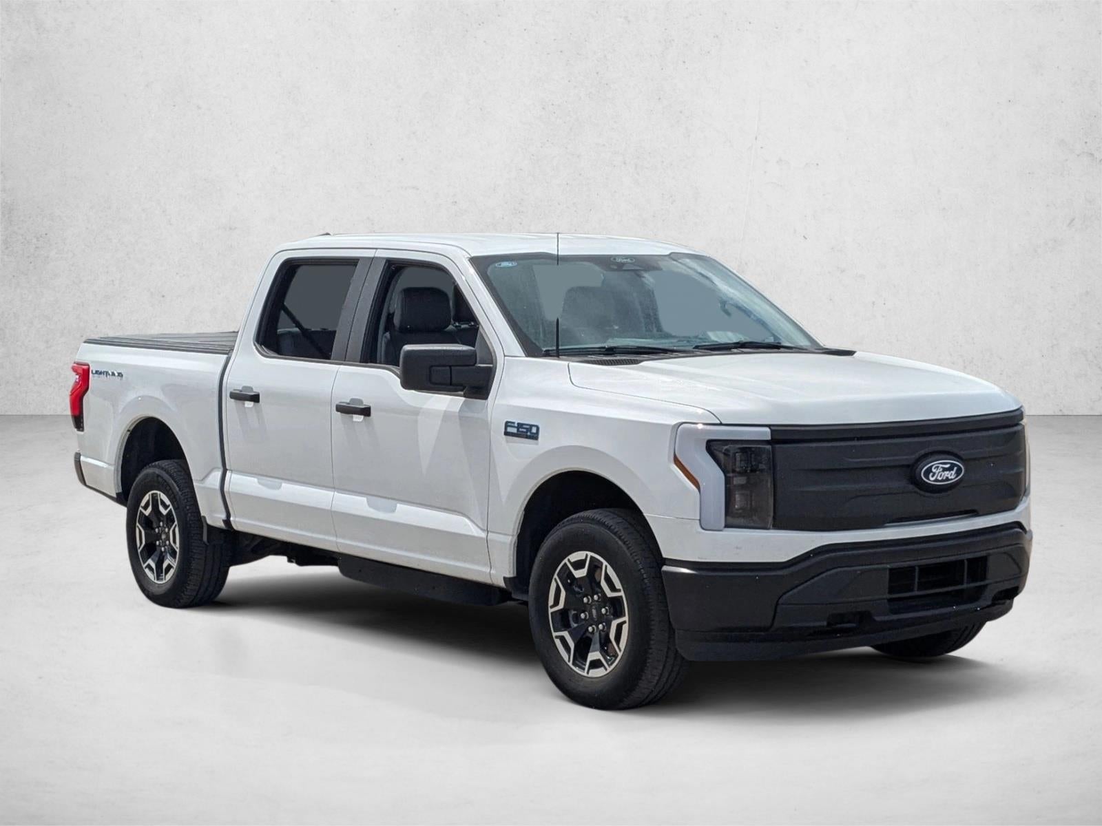 2024 Ford F-150 Lightning Pro