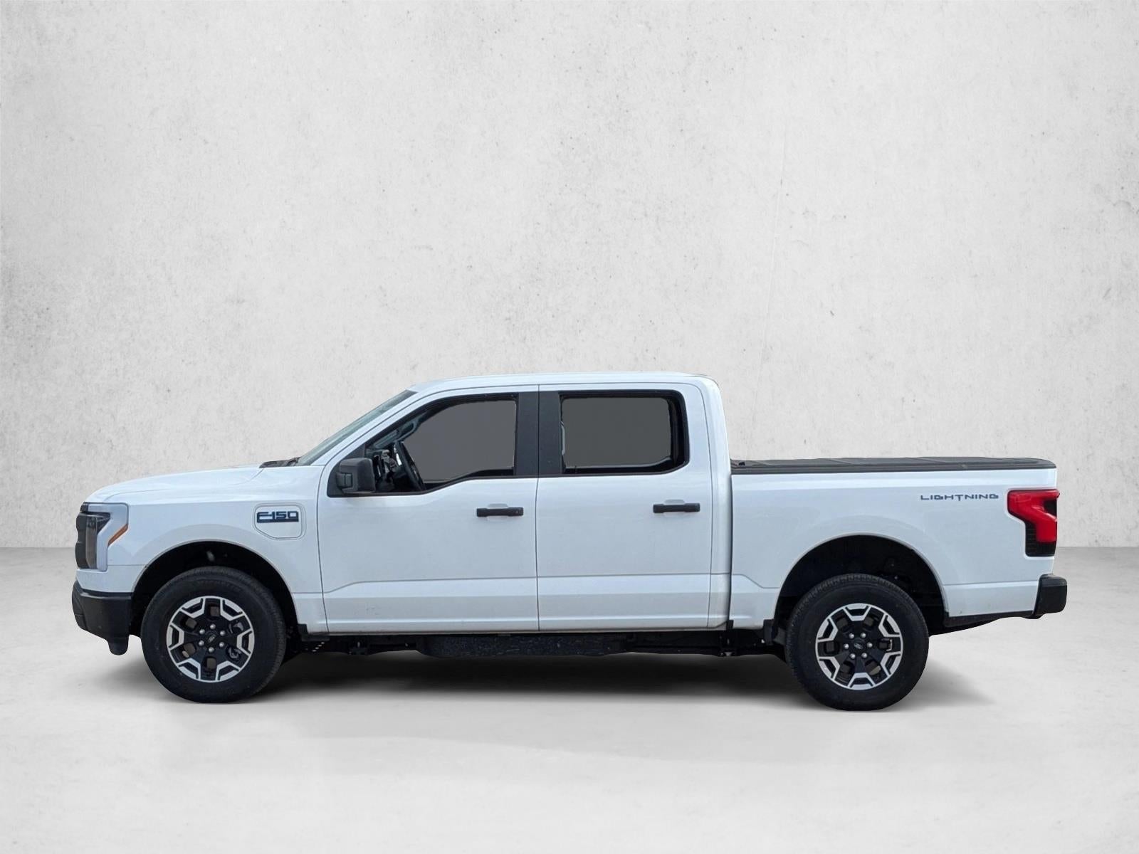 2024 Ford F-150 Lightning Pro