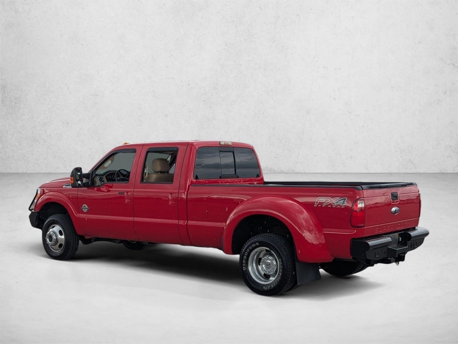 2015 Ford Super Duty F-350 DRW Lariat