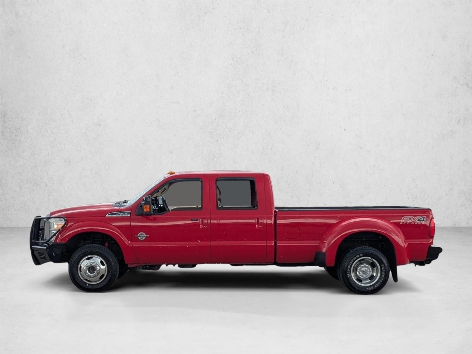 2015 Ford Super Duty F-350 DRW Lariat