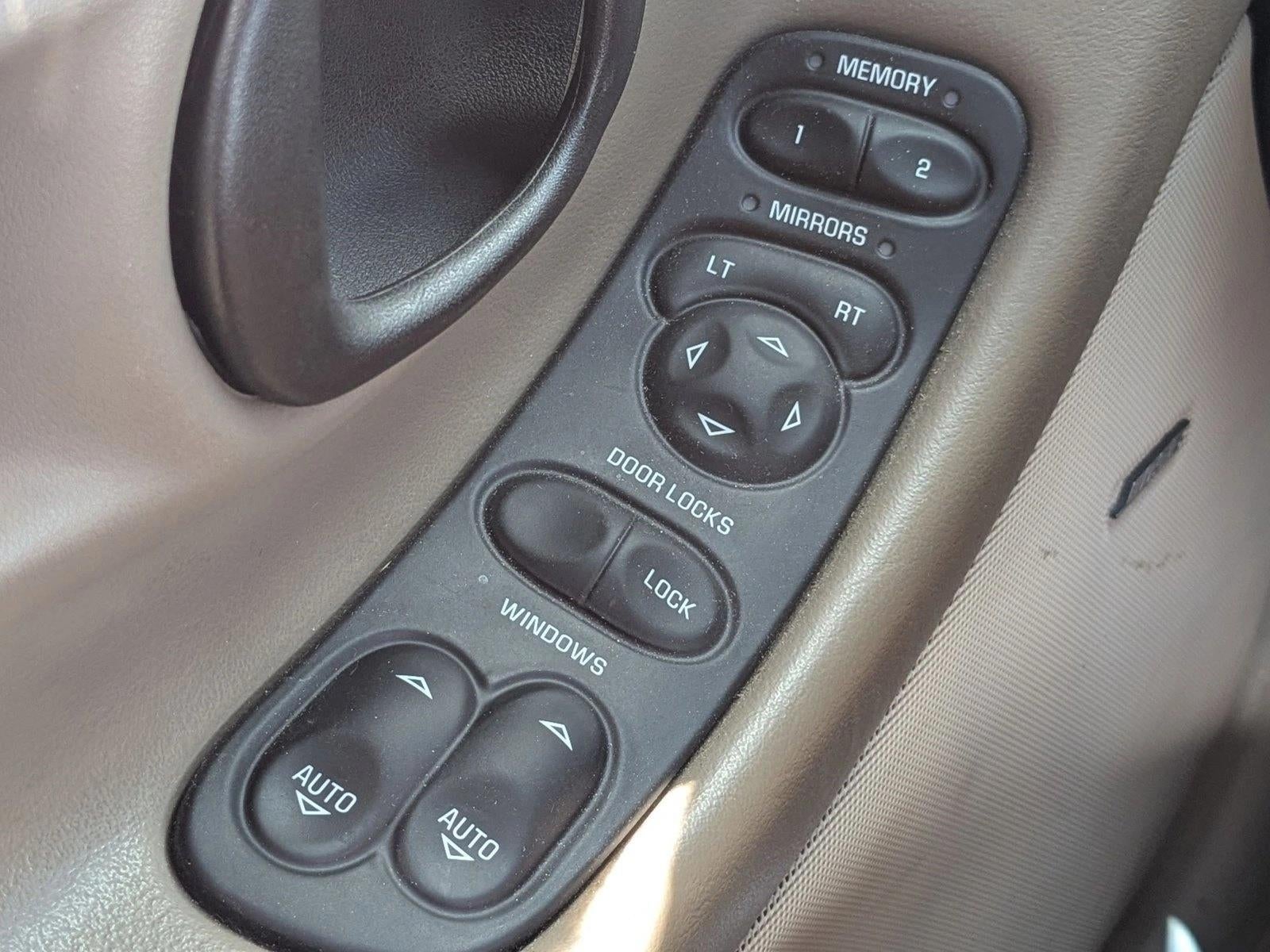 2003 Chevrolet Corvette Base