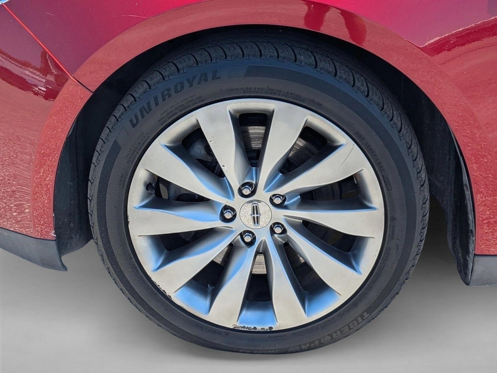 2015 Lincoln MKS Base
