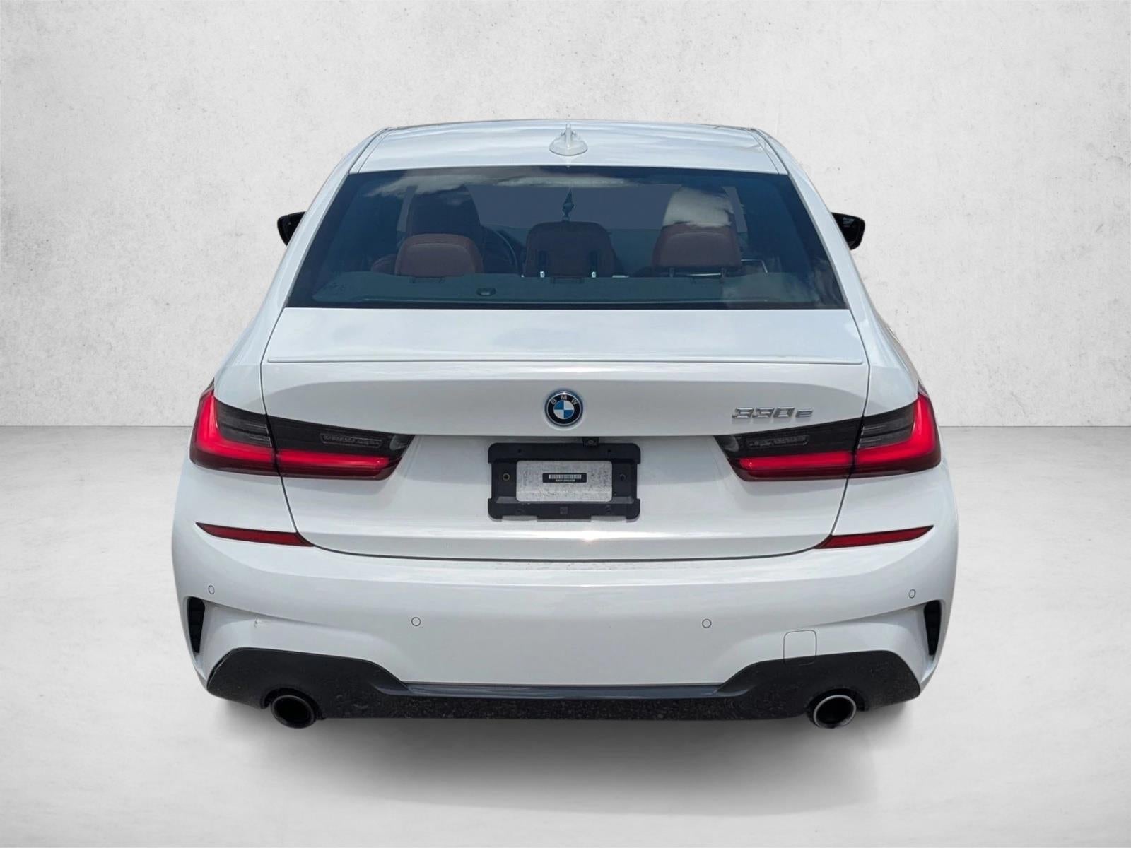 2022 BMW 3 Series 330e