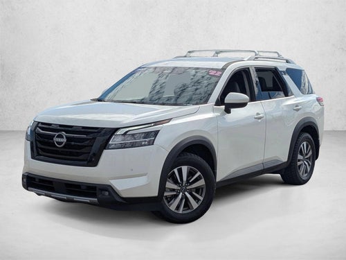 2022 Nissan Pathfinder SL