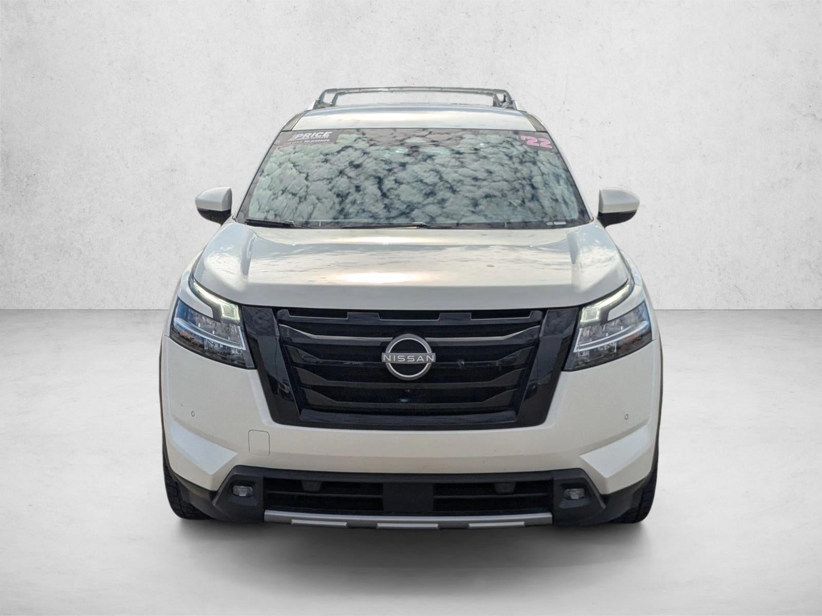 2022 Nissan Pathfinder SL