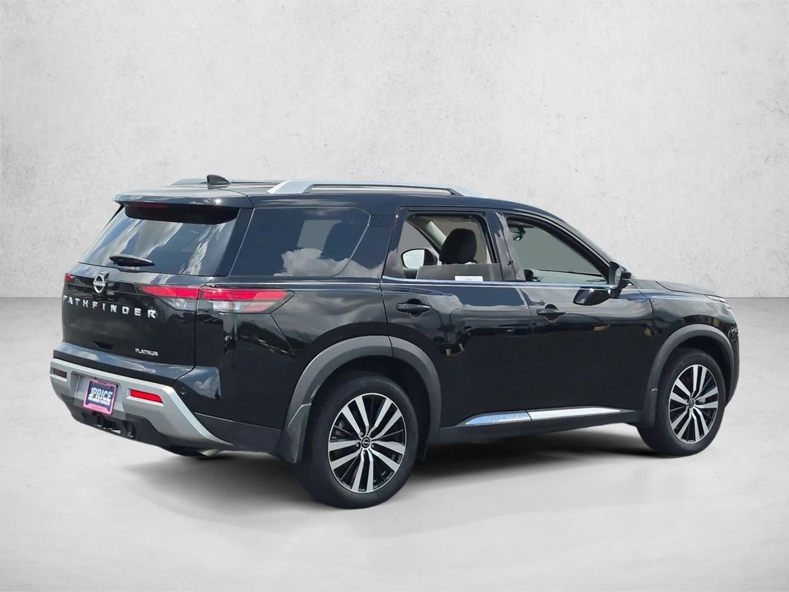 2024 Nissan Pathfinder Platinum FWD