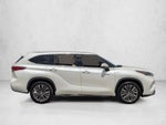 2020 Toyota Highlander Hybrid Platinum