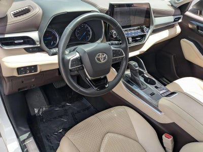 2020 Toyota Highlander Hybrid Platinum