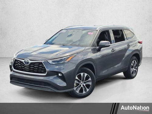 2022 Toyota Highlander Hybrid XLE