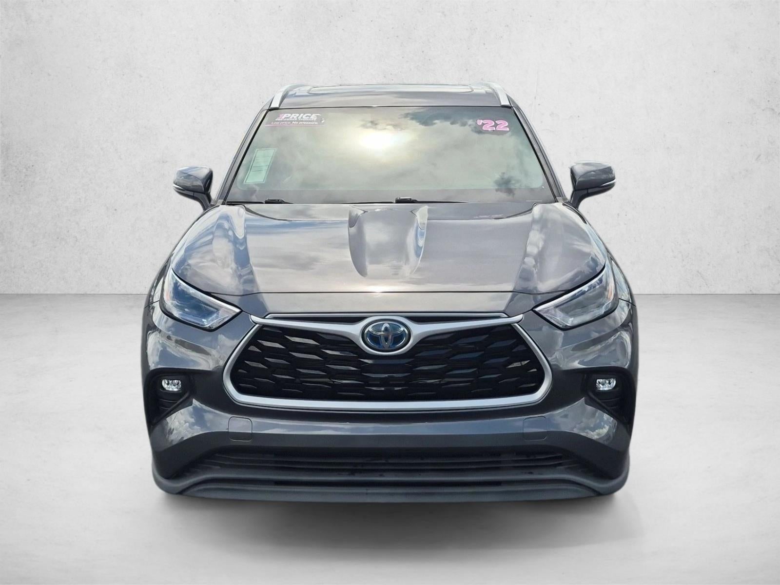 2022 Toyota Highlander Hybrid XLE