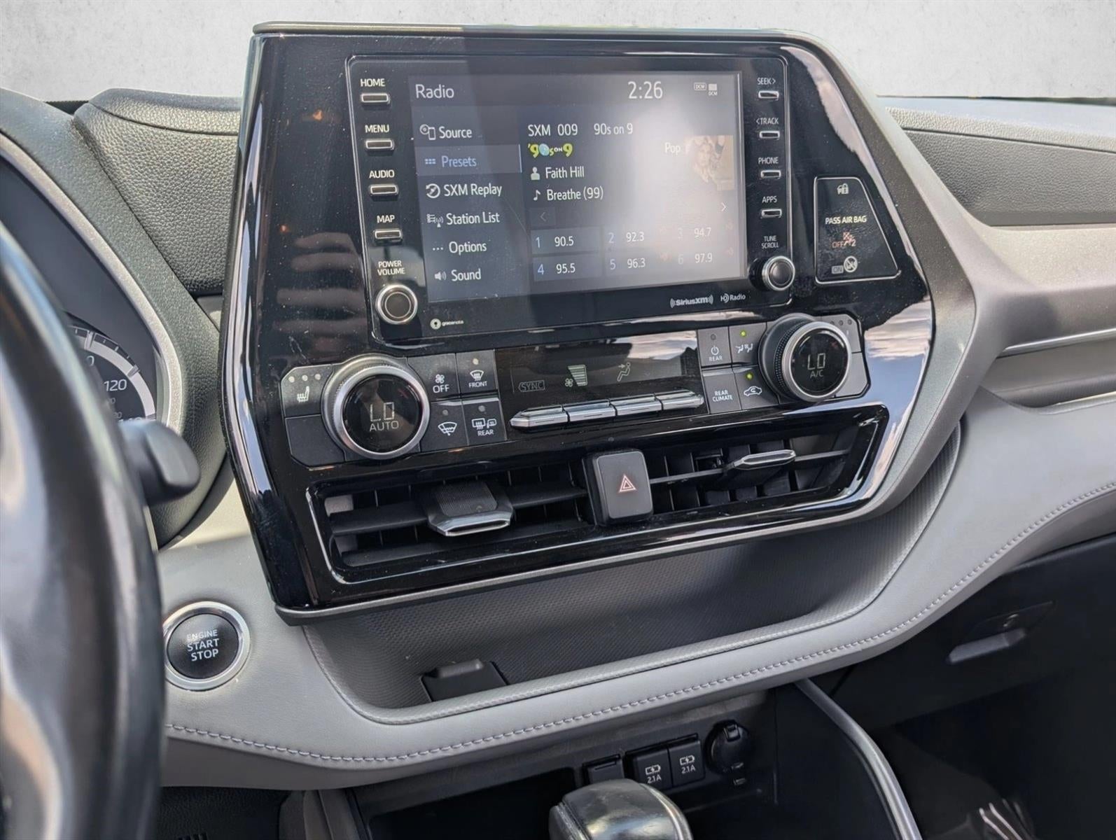 2021 Toyota Highlander XLE