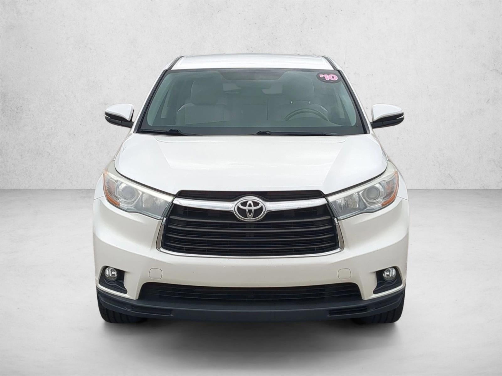 2016 Toyota Highlander LE Plus V6