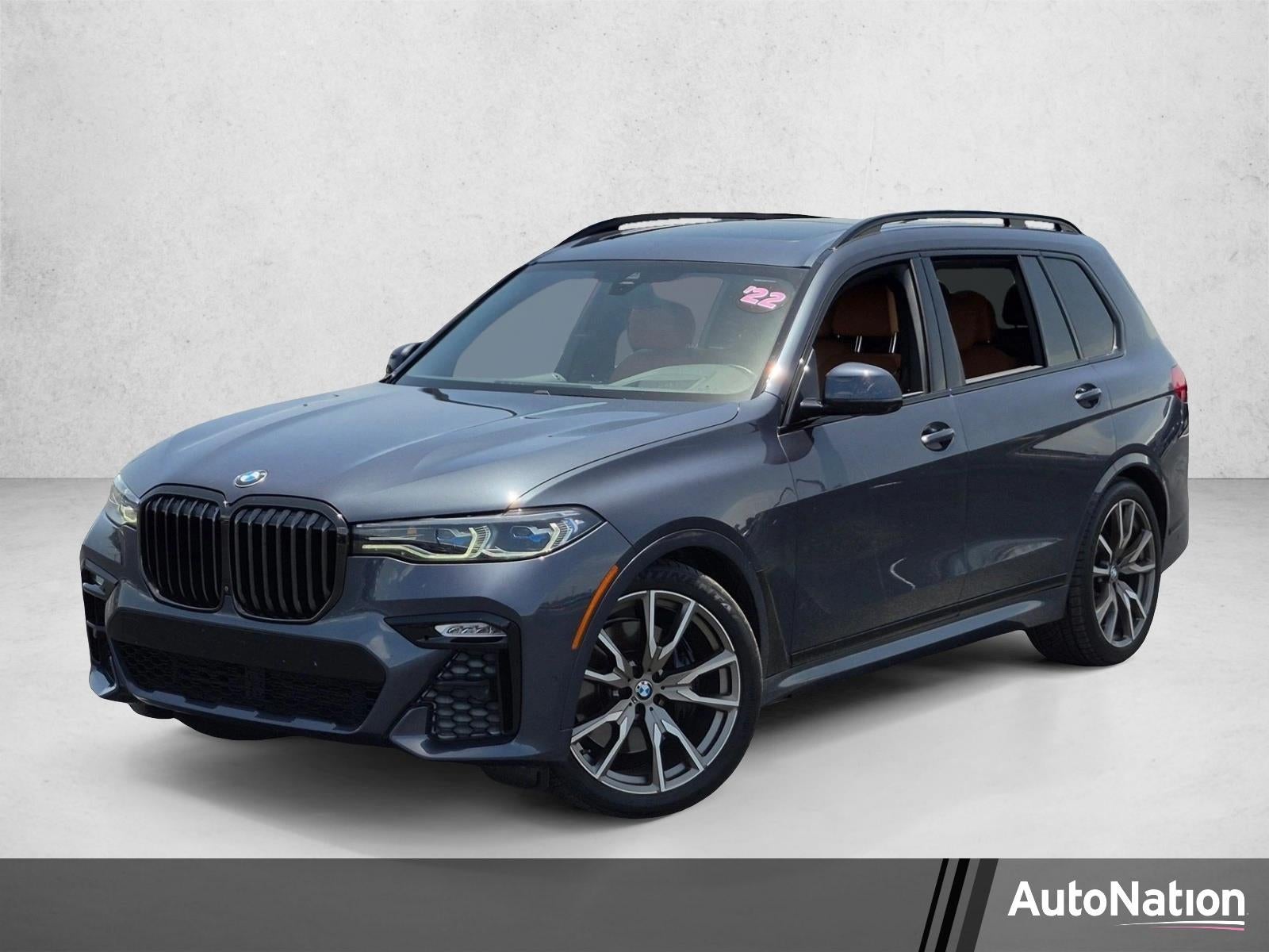 2022 BMW X7 M50i