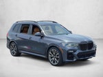 2022 BMW X7 M50i