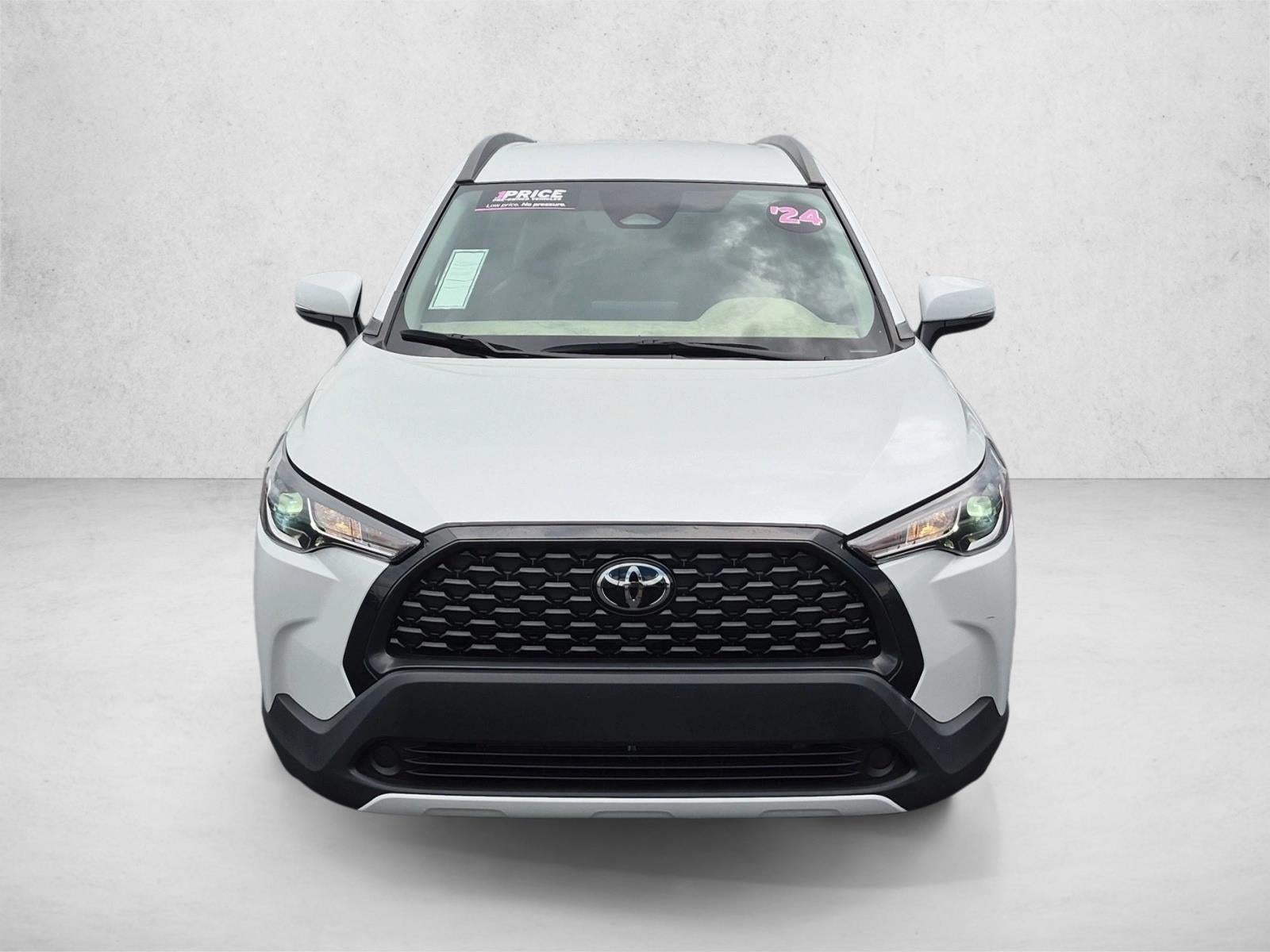 2024 Toyota Corolla Cross LE