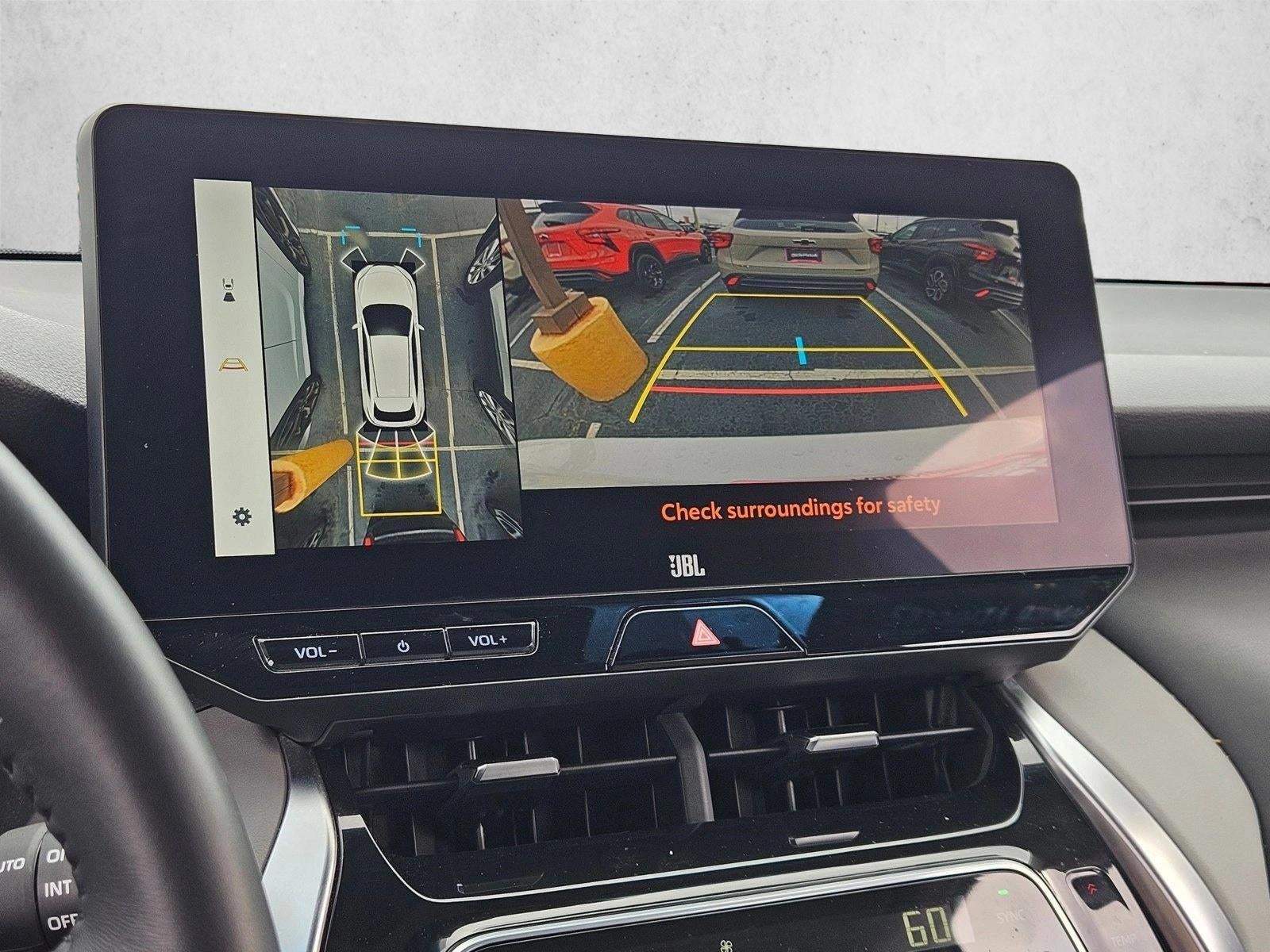 2024 Toyota Venza LE