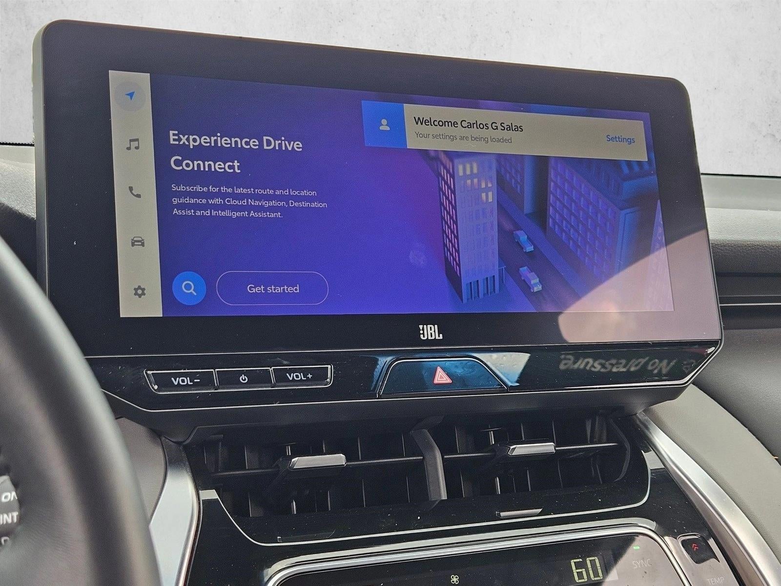 2024 Toyota Venza LE