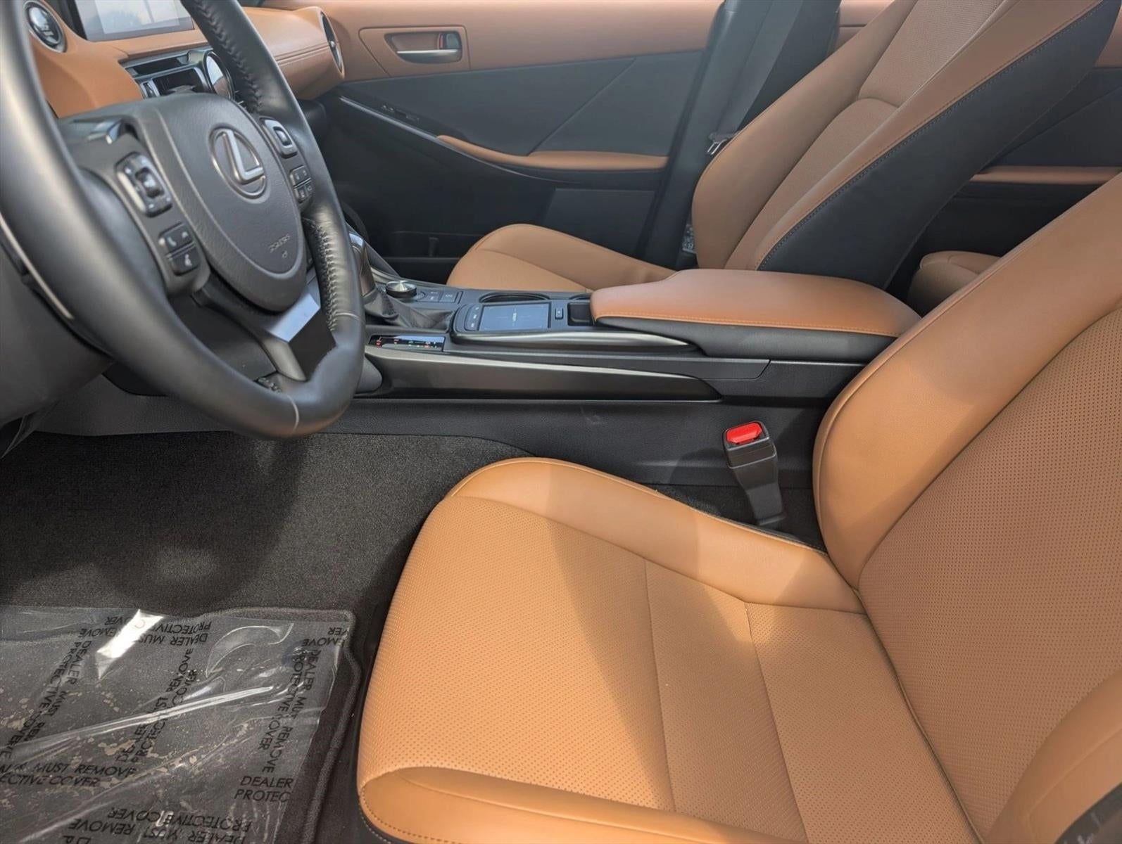 2025 Lexus IS IS 350 F SPORT Design