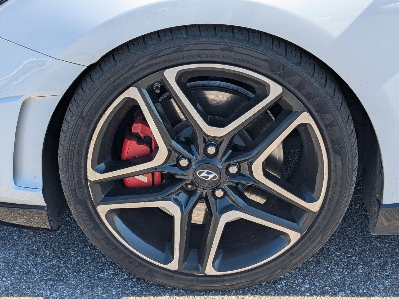 2022 Hyundai Veloster N Base