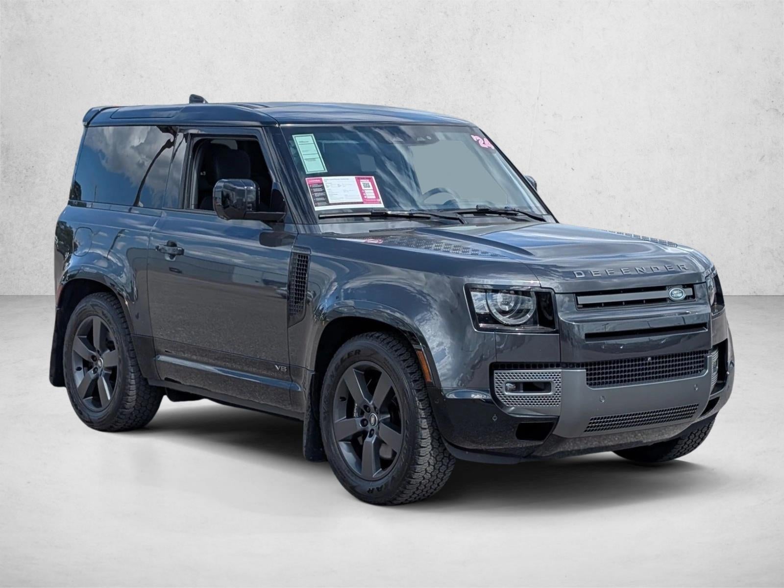 2024 Land Rover Defender 90 P525 V8