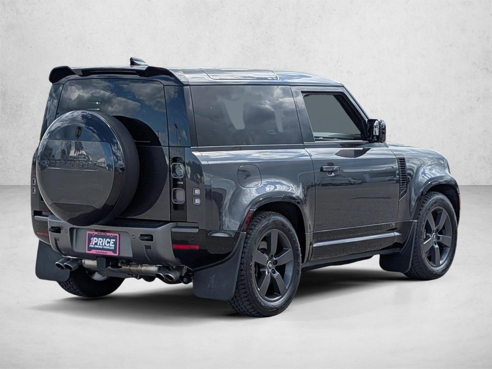 2024 Land Rover Defender 90 P525 V8